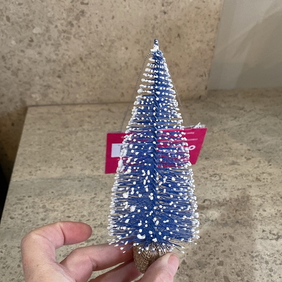 Christmas Tree Ornaments. Set of 3. - Picture 6 of 6